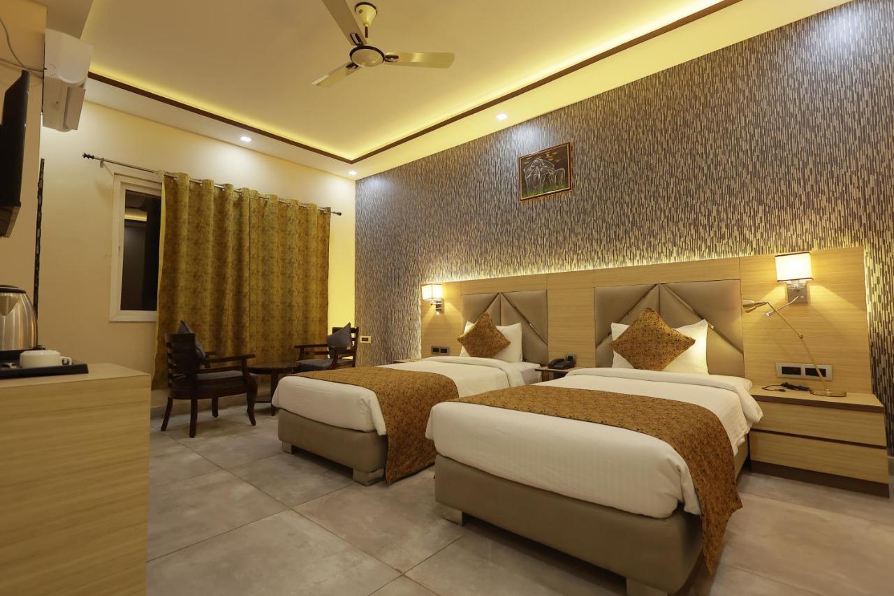 The Bodhi Palace Resort Exterior photo